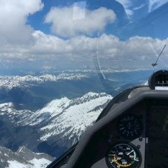 Flugwegposition um 13:17:35: Aufgenommen in der Nähe von Gemeinde Gerlos, 6281 Gerlos, Österreich in 3181 Meter